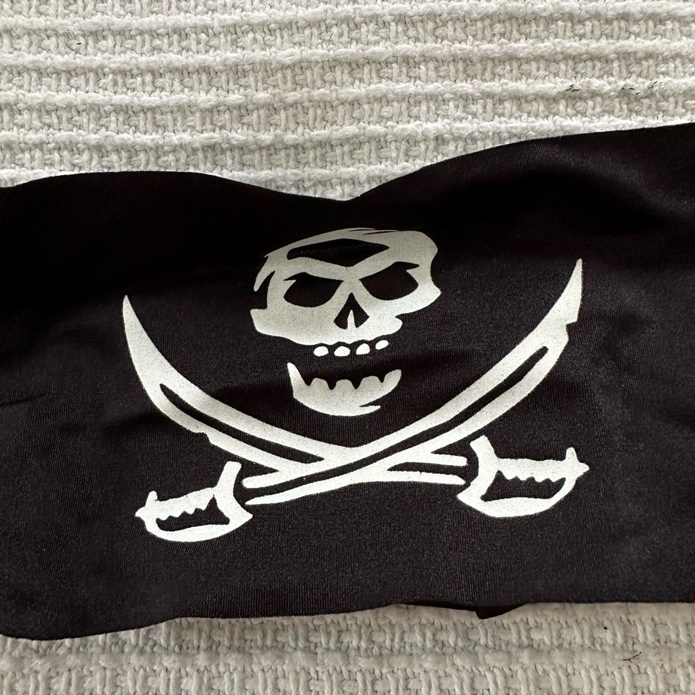 Black Pirate Skull Hippie Runner Athletic Bandana